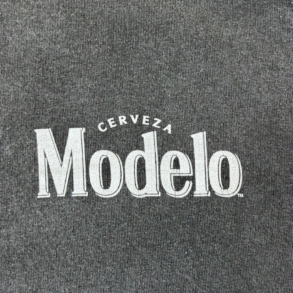 Modelo Cerveza Graphic T-Shirt Mens Medium Washed Black Short Sleeve Cotton Tee